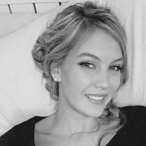 Meet your Posher, Clarissa